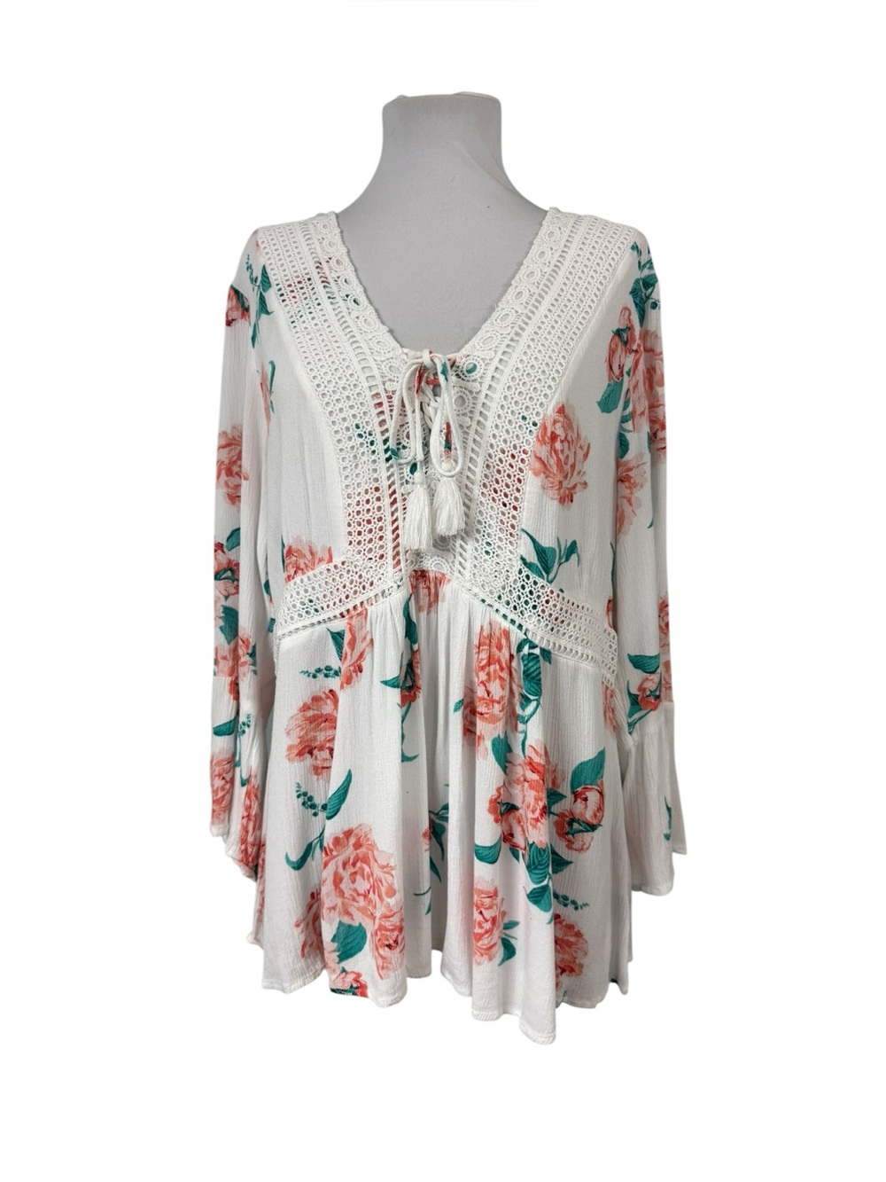 Torrid 1 1X Babydoll Top Pullover Floral Crochet V-Neck White Pink 3/4 Sleeves